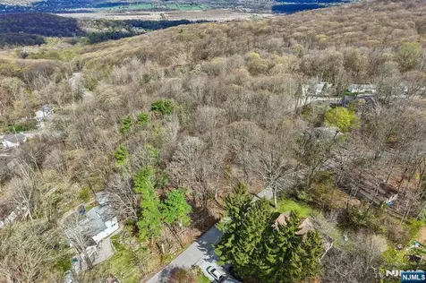 11 Alamoosook Road Vernon NJ 07422