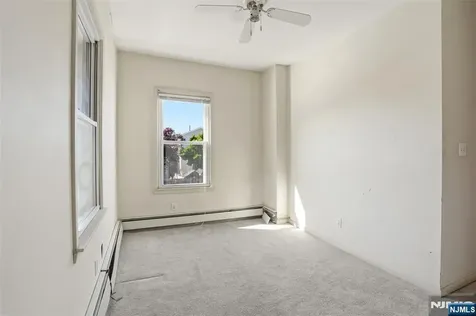 209 Hamilton Street Harrison NJ 07029