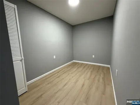 9066 Palisade Plaza Cliffside Park NJ 07010