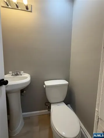 9066 Palisade Plaza Cliffside Park NJ 07010