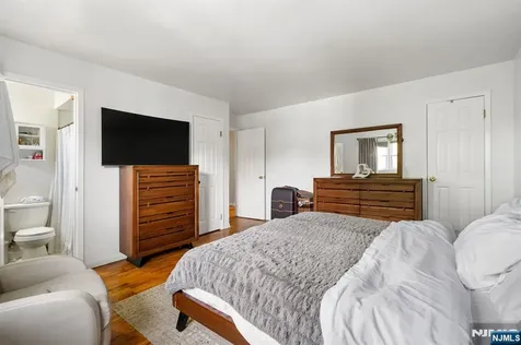 2453 1st Street Fort Lee NJ 07024