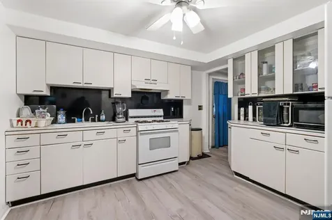 2453 1st Street Fort Lee NJ 07024