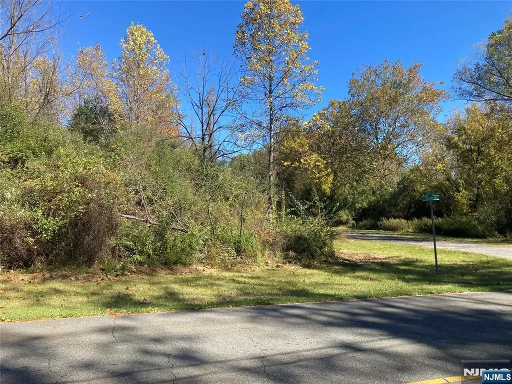 1 Bridge Road Knowlton NJ 07832