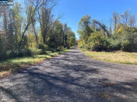 1 Bridge Road Knowlton NJ 07832