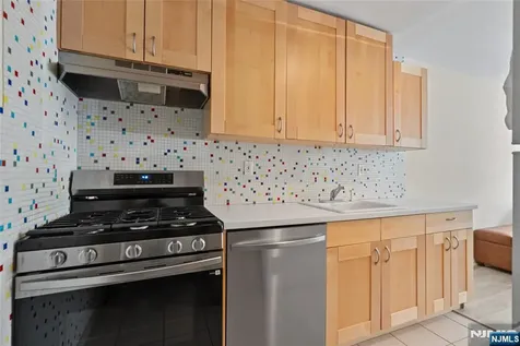 926 Bloomfield Glen Ridge NJ 07028