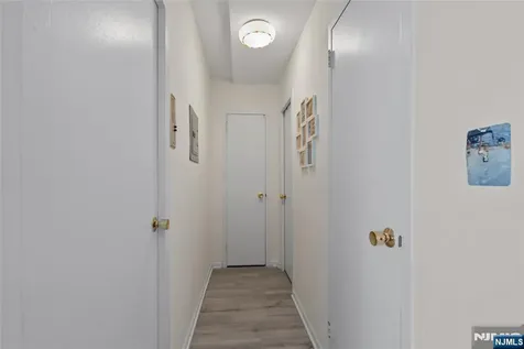 926 Bloomfield Glen Ridge NJ 07028