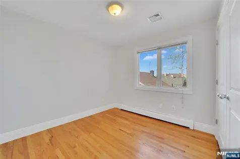 236 Columbus Avenue Palisades Park NJ 07650