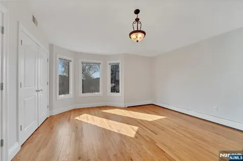 236 Columbus Avenue Palisades Park NJ 07650