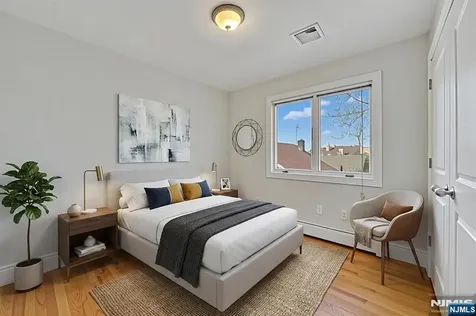 236 Columbus Avenue Palisades Park NJ 07650
