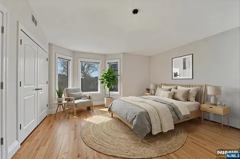 236 Columbus Avenue Palisades Park NJ 07650