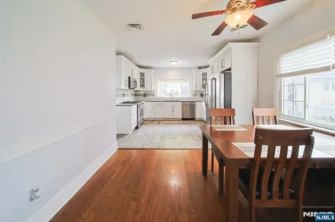 586 Hillside Street Ridgefield NJ 07657