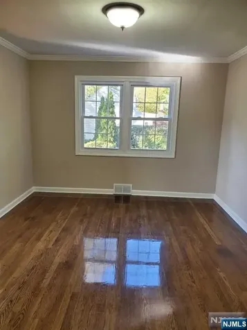 20 Poplar Street Dumont NJ 07628