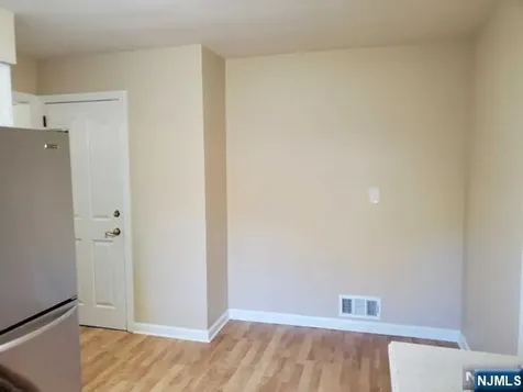 20 Poplar Street Dumont NJ 07628
