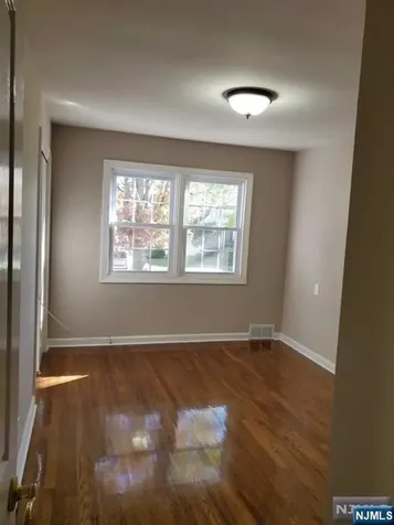 20 Poplar Street Dumont NJ 07628