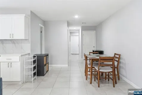 301 N 13th Street Newark NJ 07107