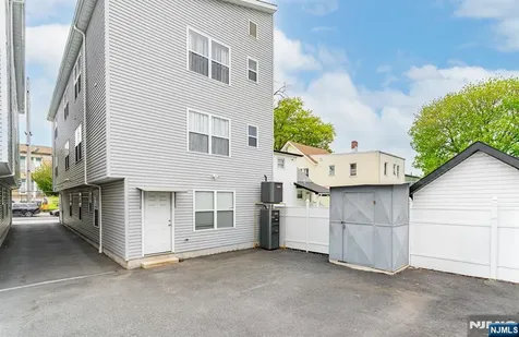 301 N 13th Street Newark NJ 07107