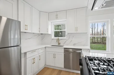 686 Meyersville Road Long Hill NJ 07933