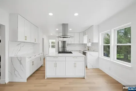686 Meyersville Road Long Hill NJ 07933