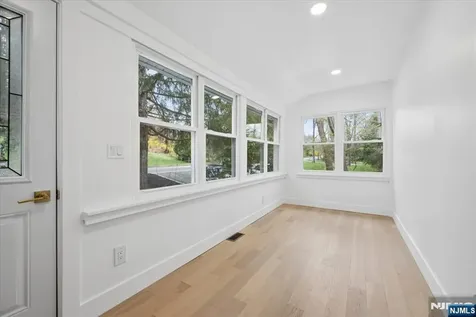 686 Meyersville Road Long Hill NJ 07933