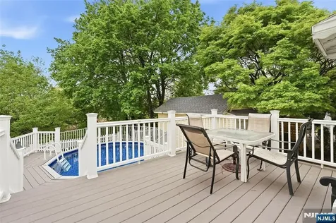 144 Crestwood Avenue Nutley NJ 07110