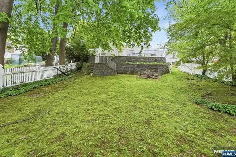 144 Crestwood Avenue Nutley NJ 07110