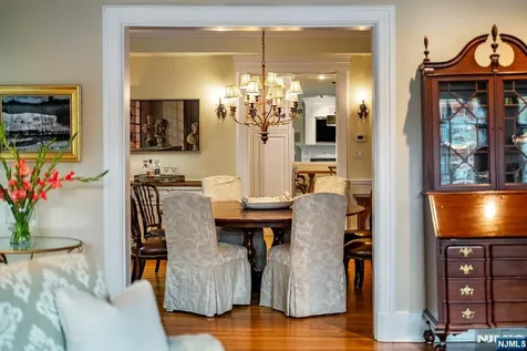 203 Heights Road Ridgewood NJ 07450