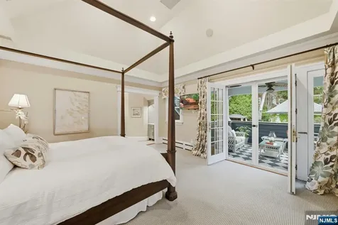 203 Heights Road Ridgewood NJ 07450