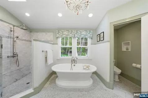 203 Heights Road Ridgewood NJ 07450