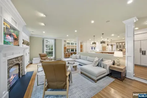 203 Heights Road Ridgewood NJ 07450