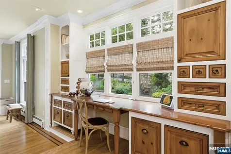 203 Heights Road Ridgewood NJ 07450