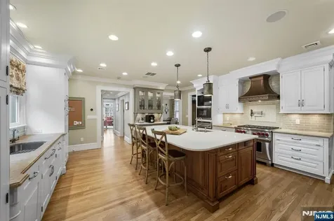 203 Heights Road Ridgewood NJ 07450
