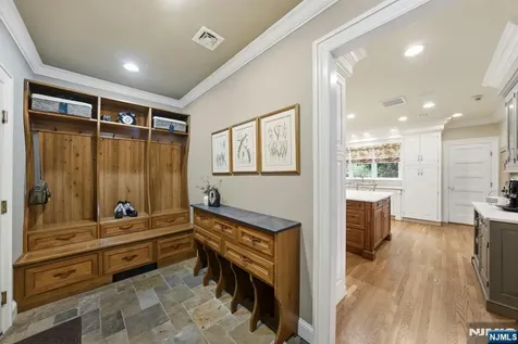 203 Heights Road Ridgewood NJ 07450