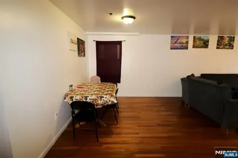 91-93 Chadwick Avenue Newark NJ 07108