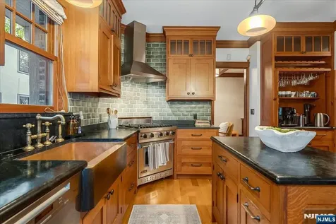 7 Prospect Terrace Montclair NJ 07042