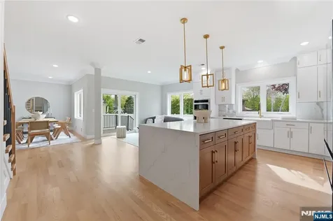 765 7th Avenue River Edge NJ 07661