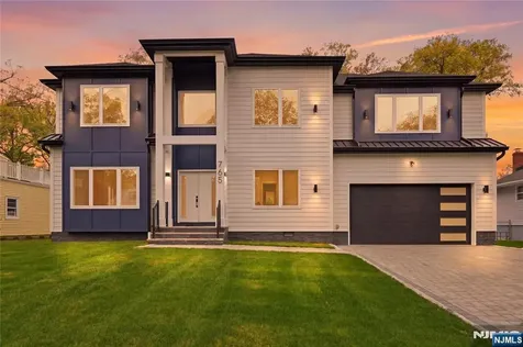 765 7th Avenue River Edge NJ 07661