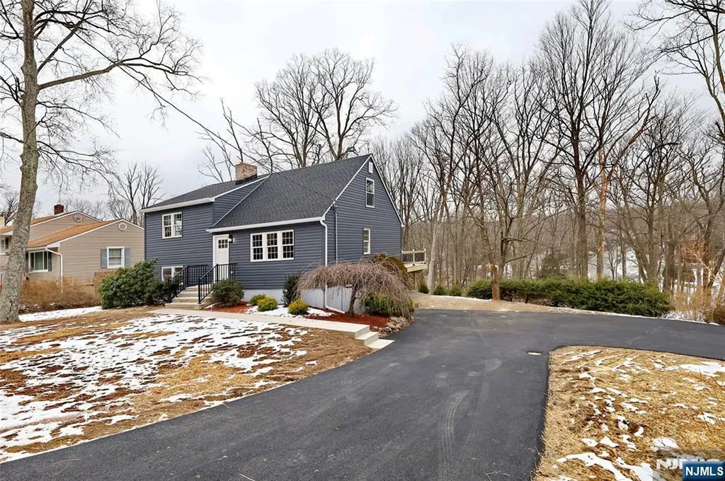 448 Morsetown Road West Milford NJ 07480