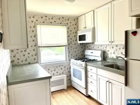 119 Hastings Avenue Rutherford NJ 07070