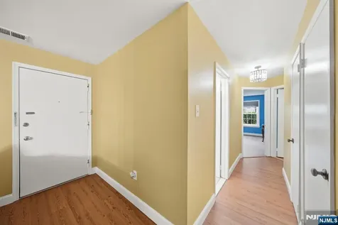 3 Juniper Court Clifton NJ 07014