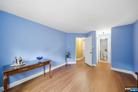 3 Juniper Court Clifton NJ 07014