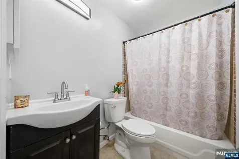 3 Juniper Court Clifton NJ 07014