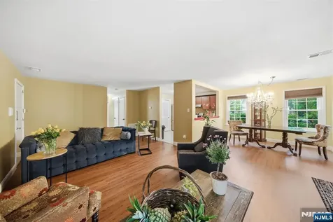 3 Juniper Court Clifton NJ 07014