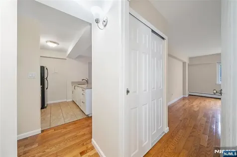 333 Grand Avenue Palisades Park NJ 07650