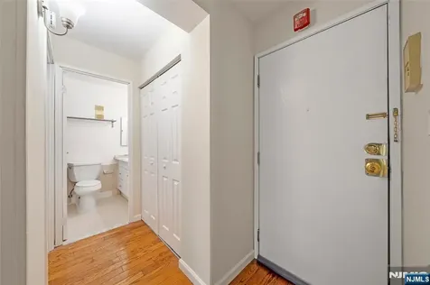 333 Grand Avenue Palisades Park NJ 07650