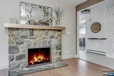 11 Ashton Place Glen Rock NJ 07452