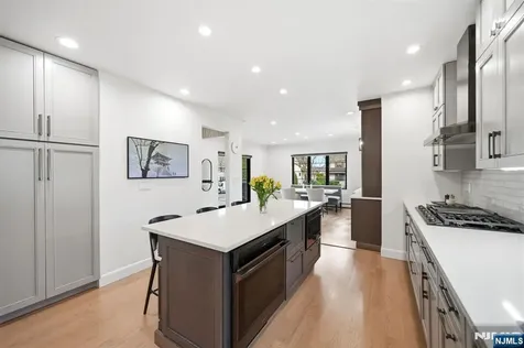 11 Ashton Place Glen Rock NJ 07452