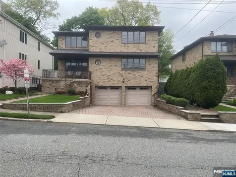 330 10th Street Palisades Park NJ 07650