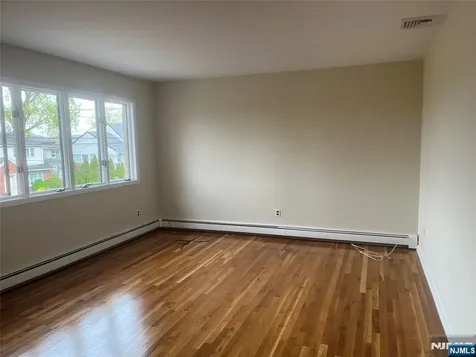 330 10th Street Palisades Park NJ 07650