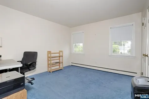 544 Hague Court Oradell NJ 07649