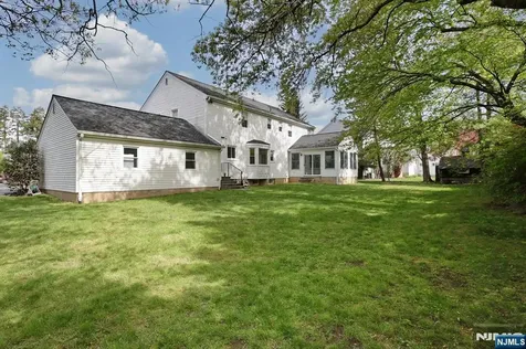 544 Hague Court Oradell NJ 07649